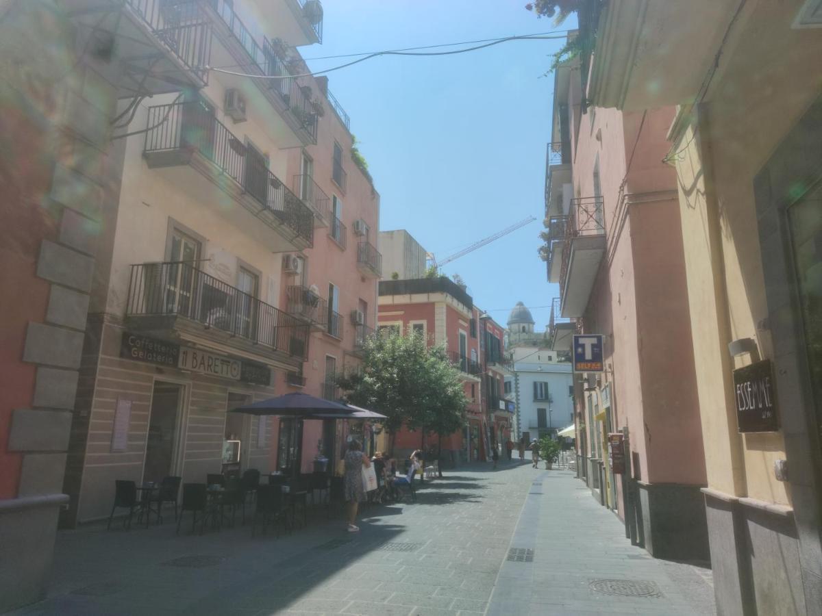 Casa Al Corso Pozzuoli Centro Apartment Luaran gambar